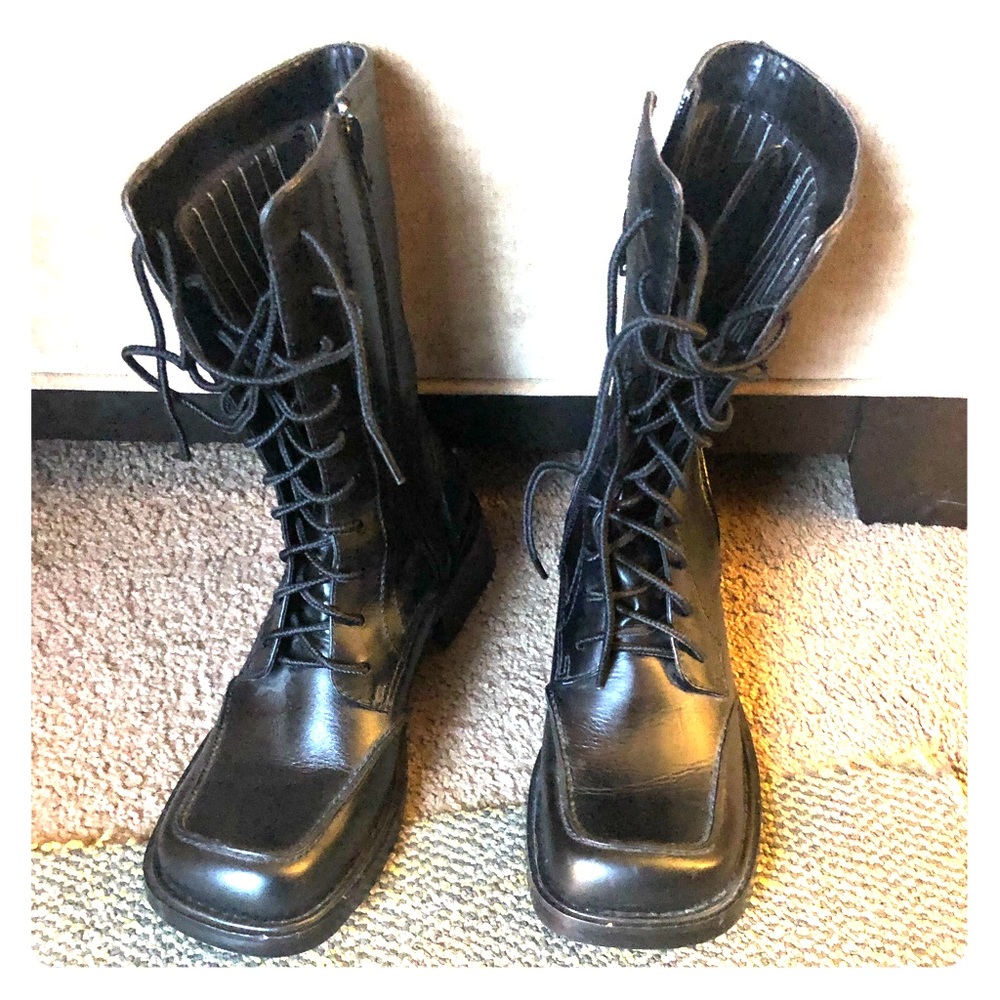 Skechers tie up something else boots